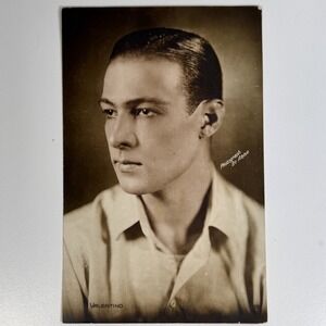 Antique Rudolph Valentino Postcard c1920s Silent Film Star Photo by ABBE Paris
